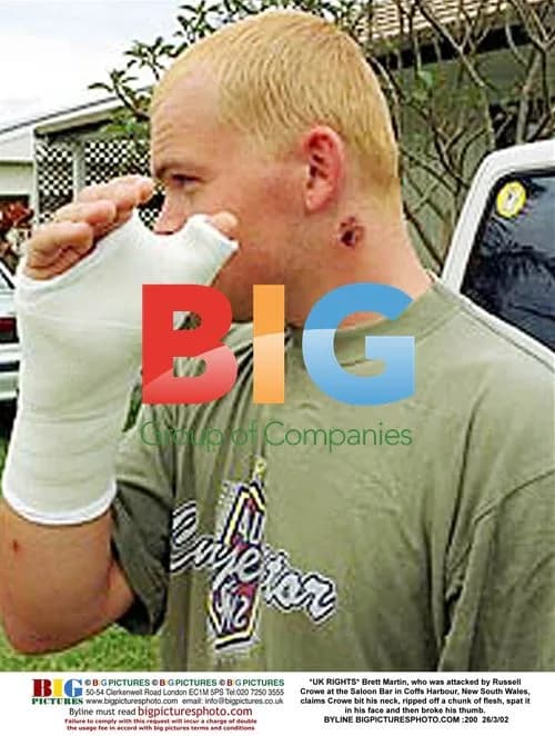 Brett Martin Attacked by Russell Crowe