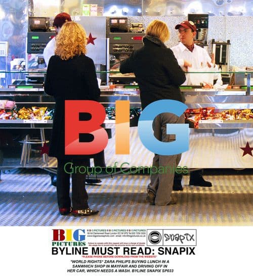 Zara Philips Buying Lunch in Mayfair