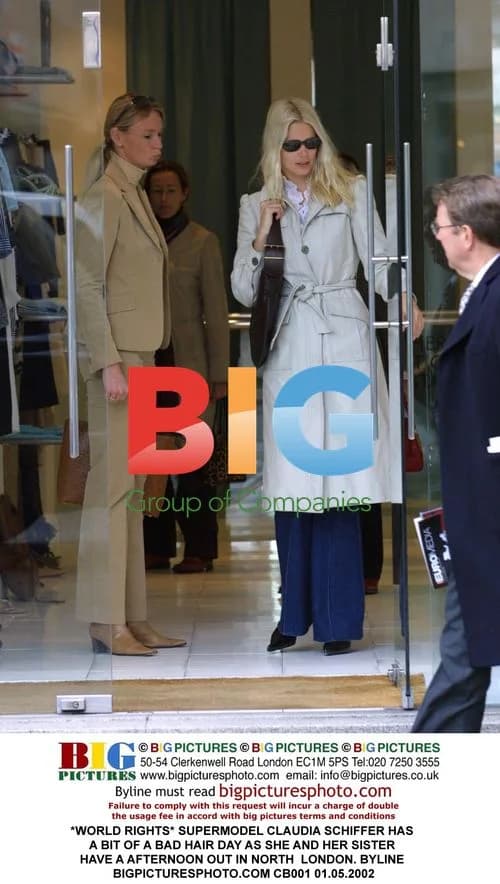 Supermodel Claudia Schiffer has bad hair day in London