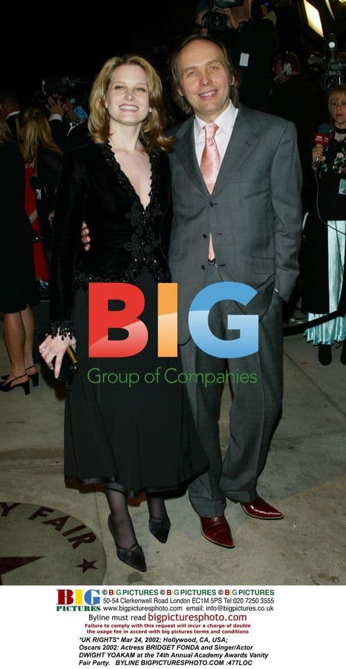 Bridget Fonda and Dwight Yoakam at Oscars 2002 Vanity Fair Party