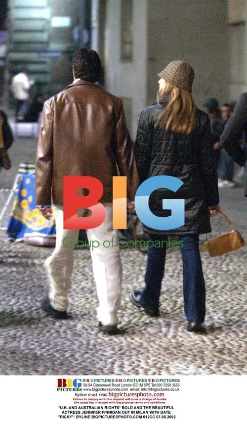 Jennifer Finnigan Out in Milan with 'Ricky'