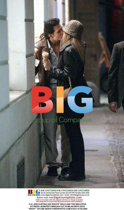 Jennifer Finnigan Out in Milan with "Ricky"