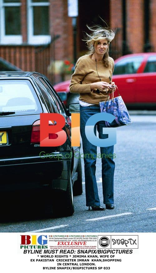 Jemima Khan Shopping in London