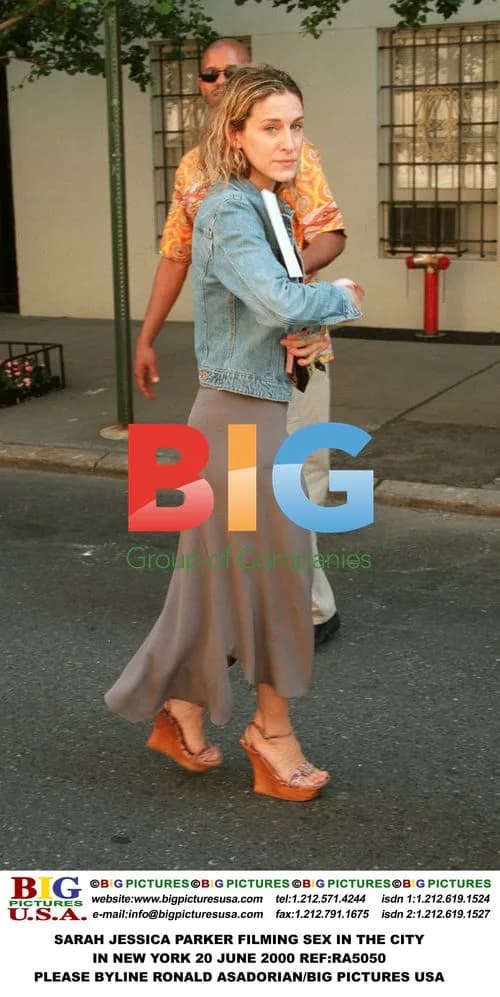 Sarah Jessica Parker filming 'Sex in the City' in NYC