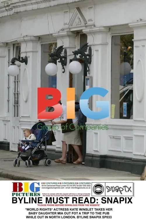 Kate Winslet takes baby Mia to pub in London
