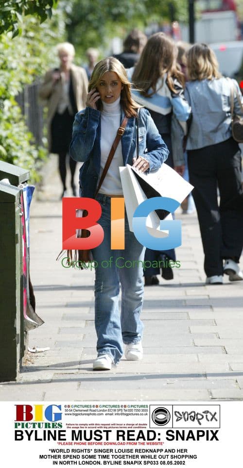 Louise Redknapp and mother shopping in London