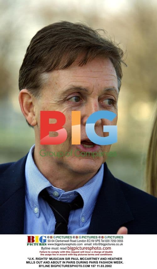 Paul McCartney and Heather Mills in Paris