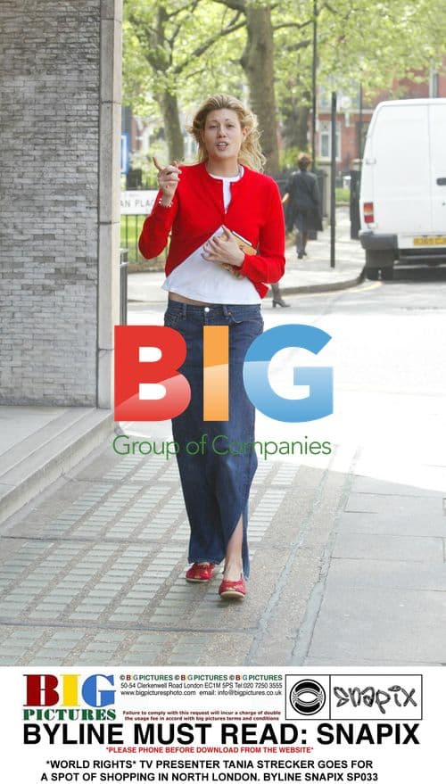 TV Presenter Tania Strecker Shopping in North London