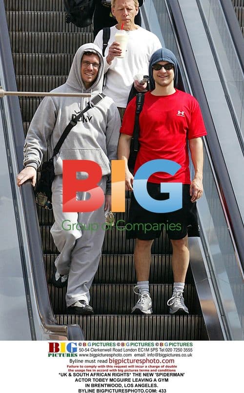 Tobey McGuire Leaving Gym in Brentwood