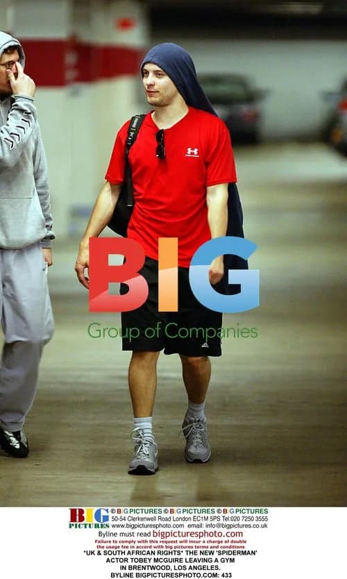 Tobey Maguire Leaving Gym in LA