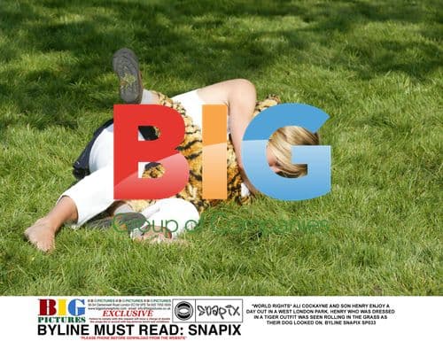 Ali Cockayne and Son Henry Enjoy Park Day