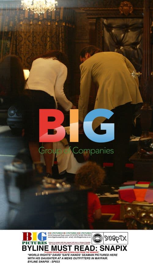 David Seaman and Daughter at Mayfair Shop