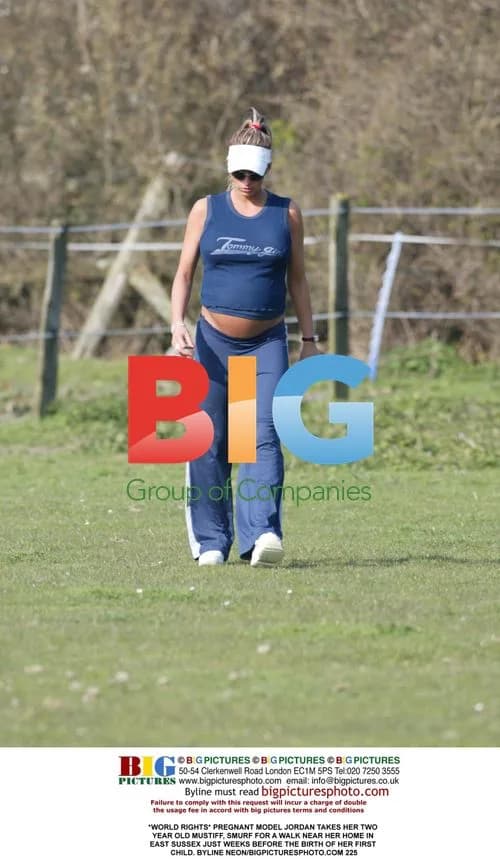 PREGNANT MODEL JORDAN WALKING DOG BEFORE BIRTH