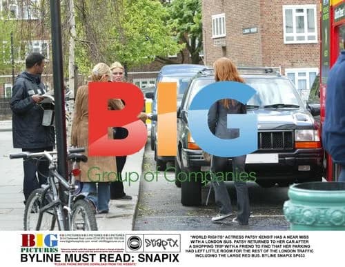 Patsy Kensit has near miss with London bus