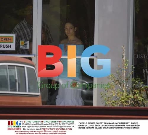 Jennifer Lopez out shopping in Miami Beach