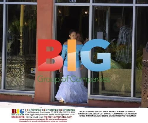 Jennifer Lopez Furniture Shopping in Miami