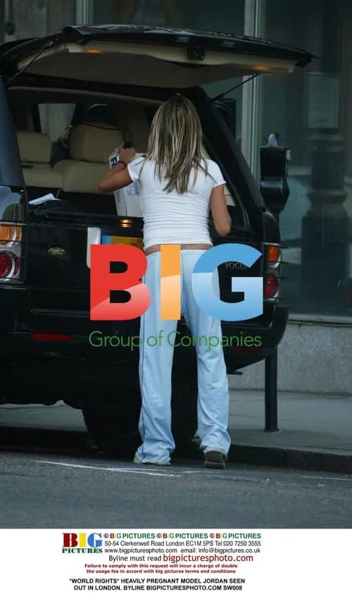 Heavily Pregnant Jordan Out in London