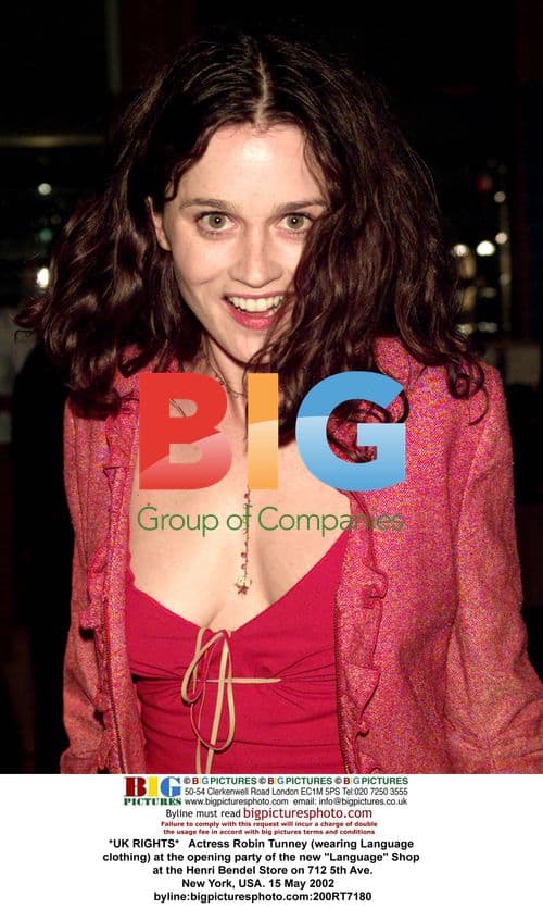 Robin Tunney at Language store opening