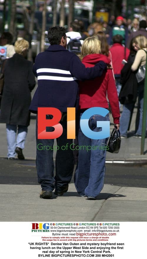 Denise Van Outen Enjoys Spring Day in NYC