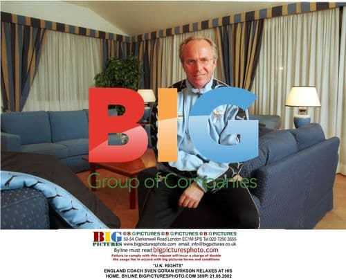 Sven Goran Erikson relaxes at home