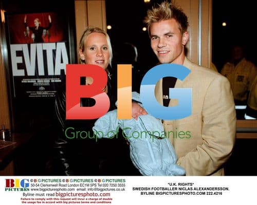 Niclas Alexandersson in blue outfit