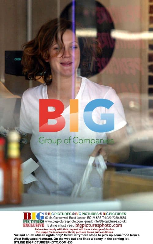 Drew Barrymore stops for food in West Hollywood