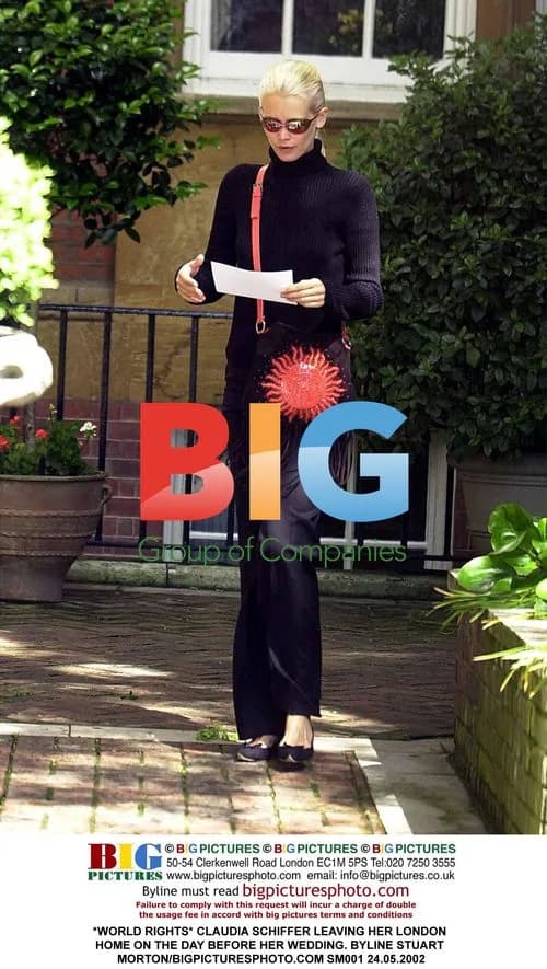 CLAUDIA SCHIFFER LEAVING LONDON HOME BEFORE WEDDING