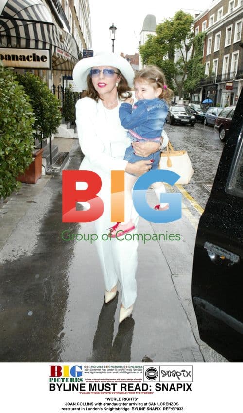 Joan Collins arrives at San Lorenzo's in London