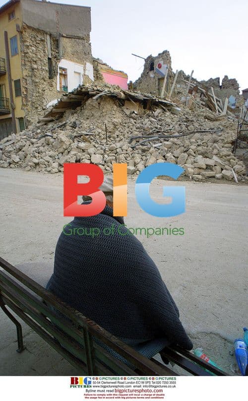 Residents cope with earthquake aftermath