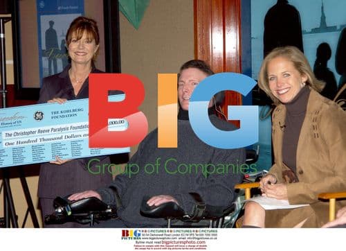 Sarandon Surprises Reeve with Donation