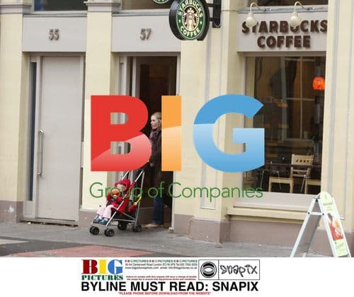 Kate Winslet and daughter Mia stroll in London