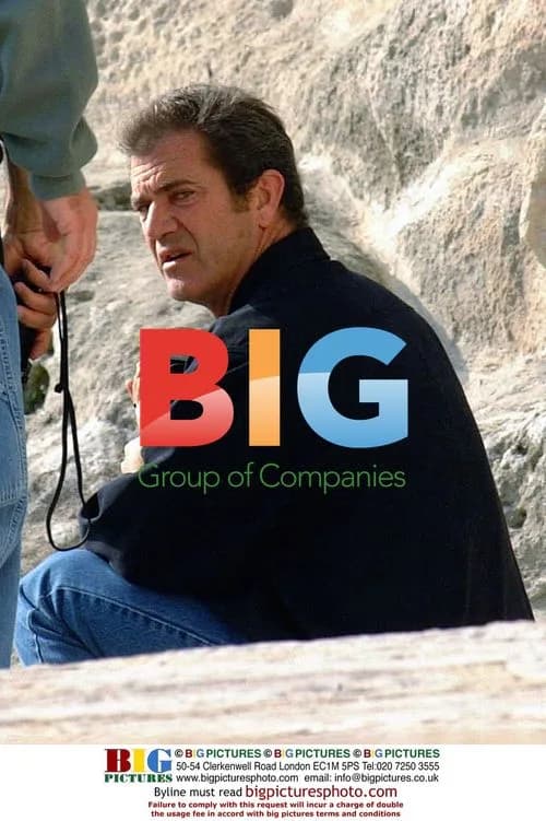 Mel Gibson on set in Italy for "Passion"