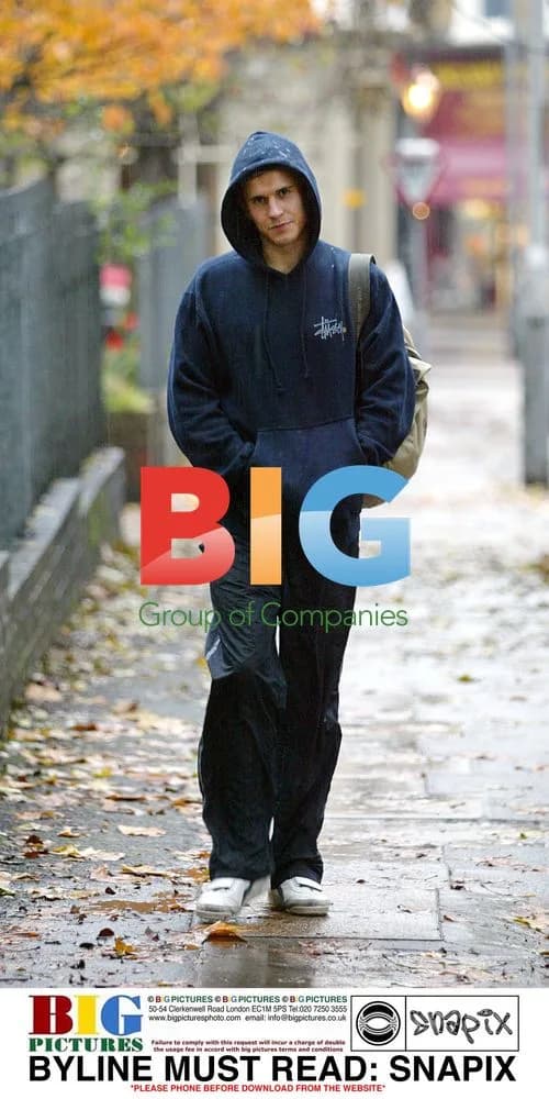 Jeremy Edwards Walking in London Rain