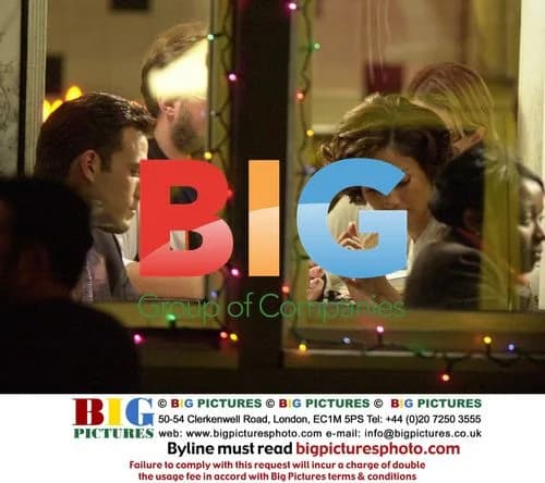 Ben Affleck and Jennifer Lopez on 'Jersey Girl' Set