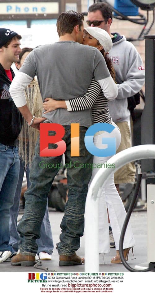 Jennifer Lopez and Ben Affleck on video shoot