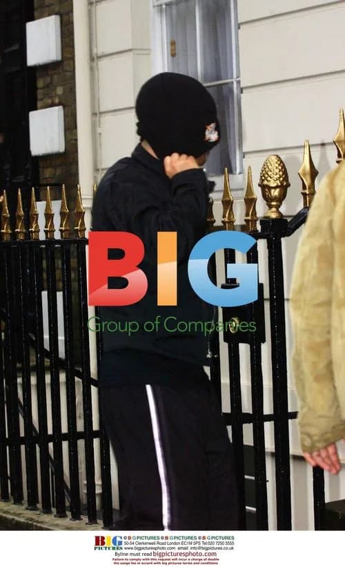 Robbie Williams Wears Perspex Mask at Harley Street Surgery