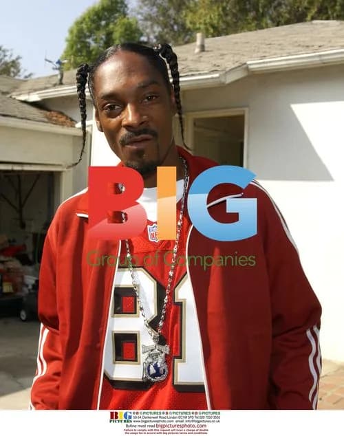 Snoop Dogg on set of 'Rock The House'