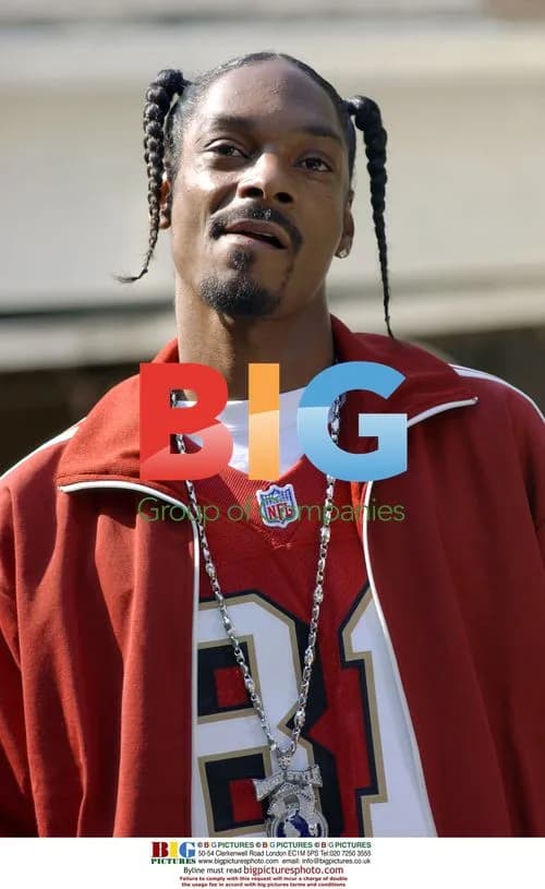 Snoop Dogg on "Rock The House" set