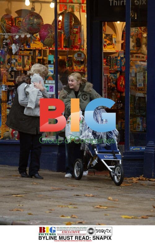 Gail Porter and family outing with baby Honey