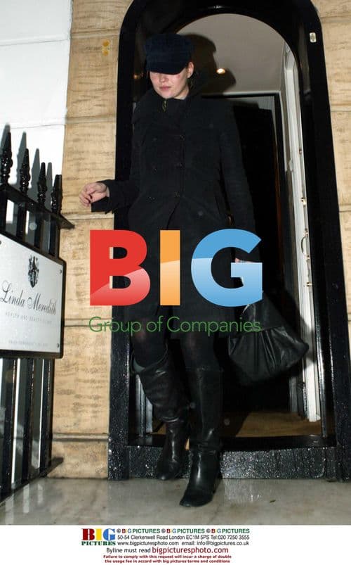 Kate Moss Leaving Beauty Clinic in London