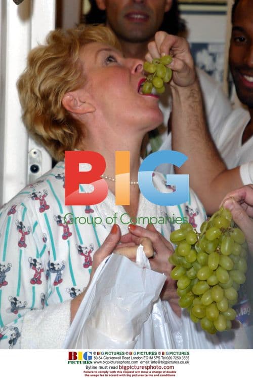 Neil and Christine Hamilton Launch Somerfields Home Delivery