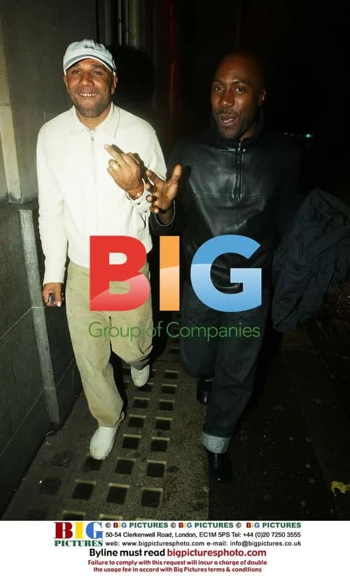 Candid shot of Beyonce and Jay-Z on the red carpet