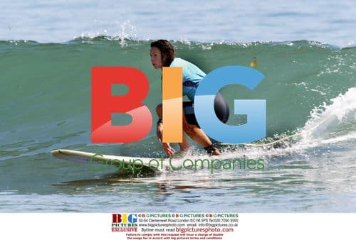 Minnie Driver Shows Off Surfing Skills in Malibu