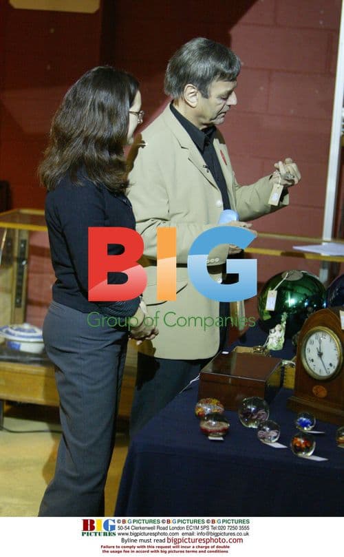 Tony Blackburn at Children in Need Bargain Hunt