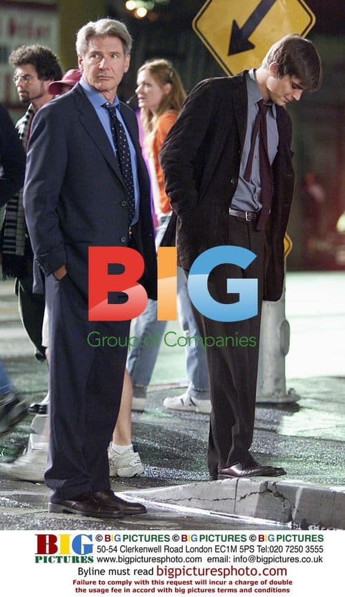 Harrison Ford and Josh Hartnett on "Hollywood Homicide" set