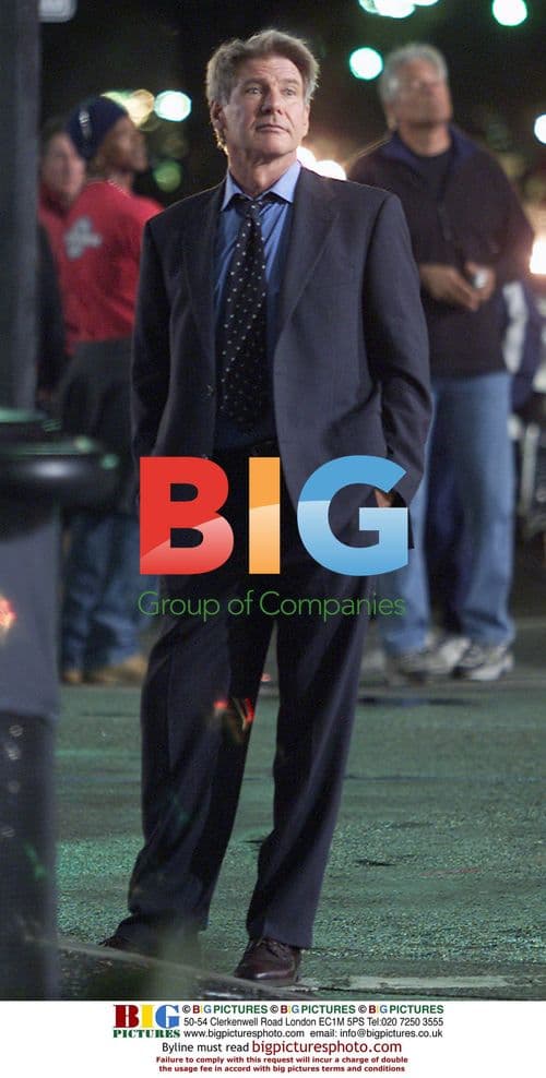 Harrison Ford and Josh Hartnett on Hollywood Homicide set