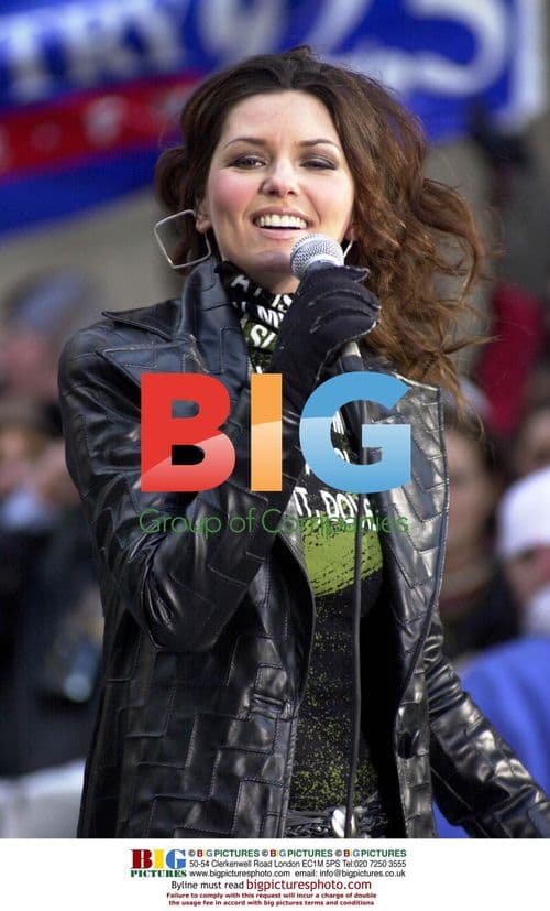 Shania Twain Performs on NBC Today Show