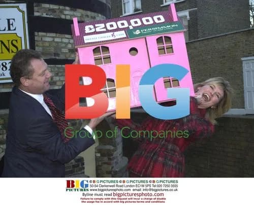 Anthea Turner Accepts £200,000 Donation