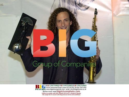 Kenny G at OYE Awards in Mexico