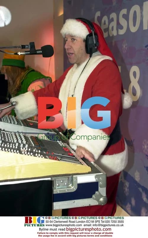 DJ Dr. Fox Broadcasts as Santa in Oxford St Window